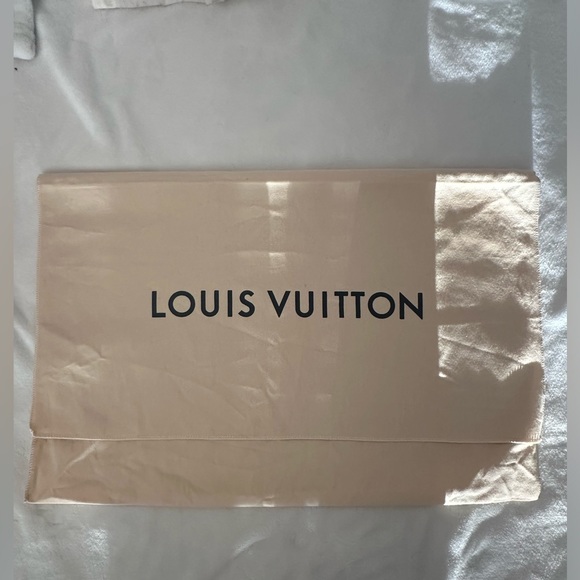 Louis Vuitton Neverfull MM Damier Ebene in Rose Ballerine - Picture 13 of 16